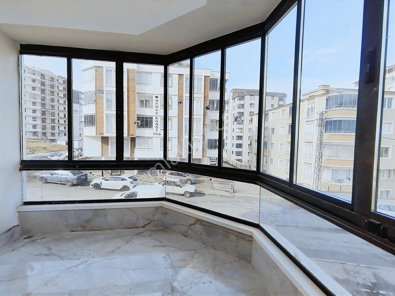 Canik Vizyon Park'ta Deniz Manzaralı Satılık 2+1 Daire - Görsel 3