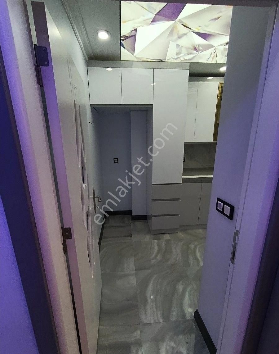 1.79 Krediyle Arnavutköy Nenehatunda Sitede Satılık 2+1 Lüks Ara Kat Daire - Görsel 2