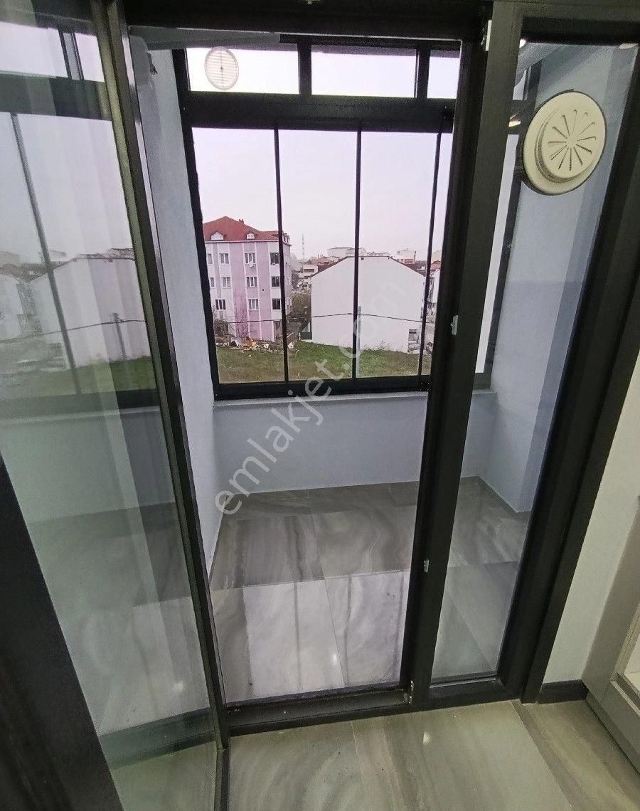 1.79 Krediyle Arnavutköy Nenehatunda Sitede Satılık Lüks 2+1 Ara Kat Daire - Görsel 2