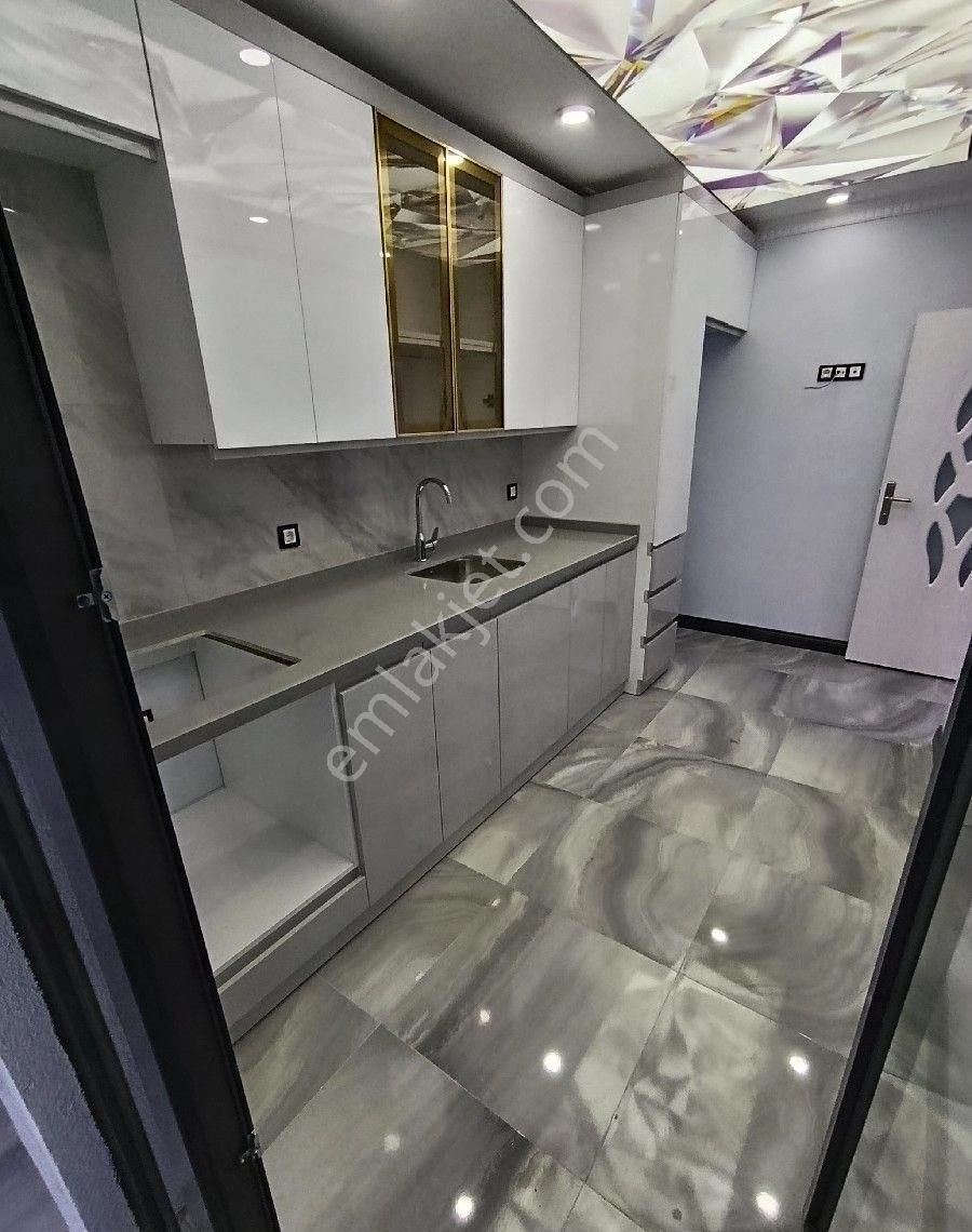 1.79 Krediyle Arnavutköy Nenehatunda Sitede Satılık Lüks 2+1 Ara Kat Daire - Görsel 9