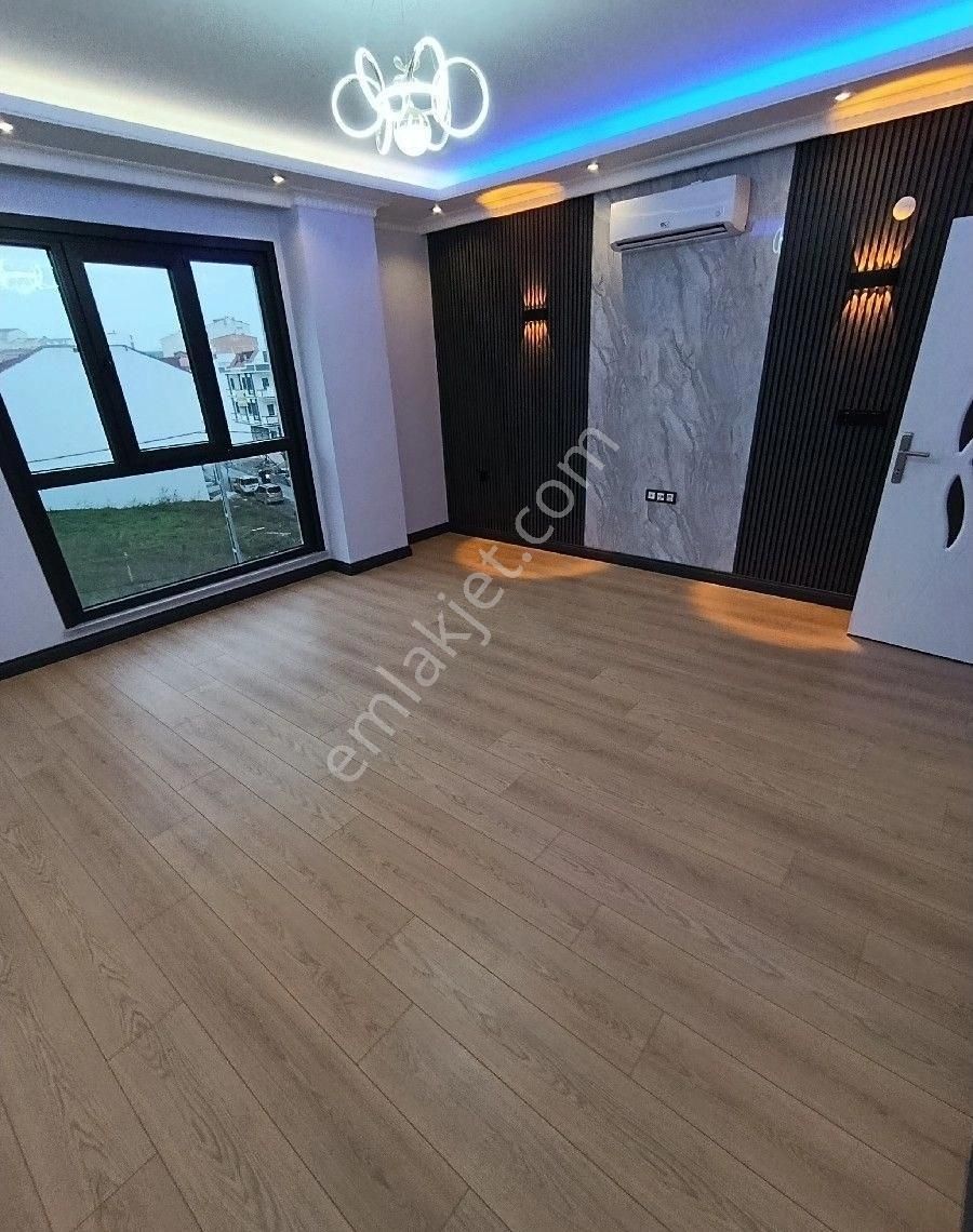 1.79 Krediyle Arnavutköy Nenehatunda Sitede Satılık Lüks 2+1 Ara Kat Daire - Görsel 4