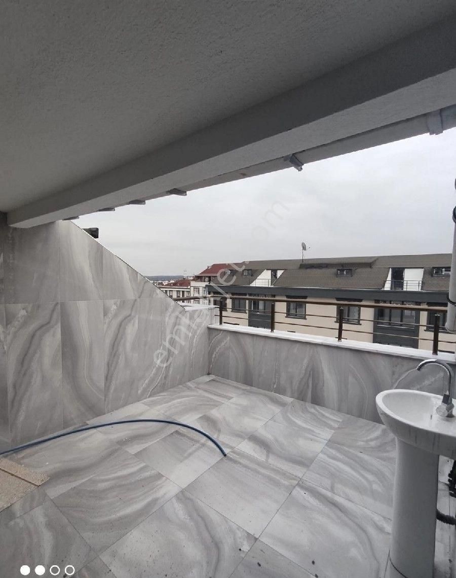 1.69 Krediyle Arnavutköy Nenehatunda Sitede Satılık 3+2 Çatı Kat Dubleks Daire - Görsel 3