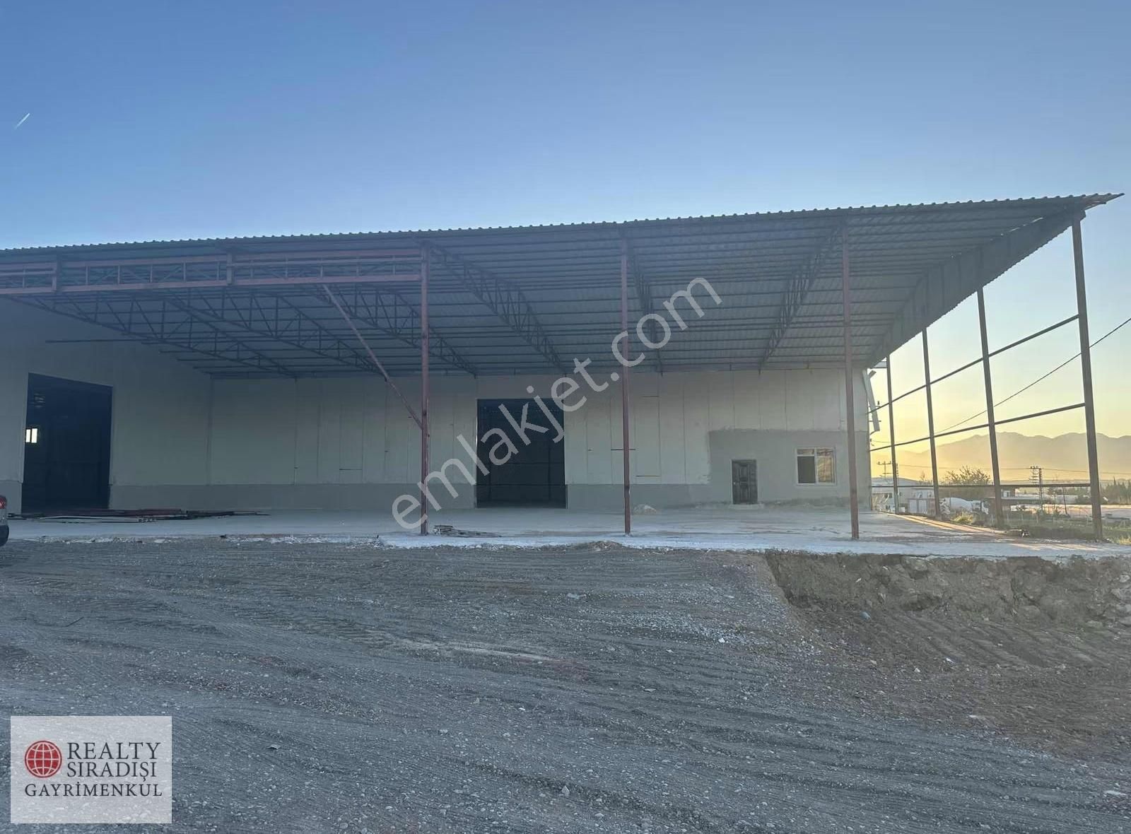 Hacıaliler Menderes Mah'de 4.000 M2 Kiralık Depo - Görsel 5