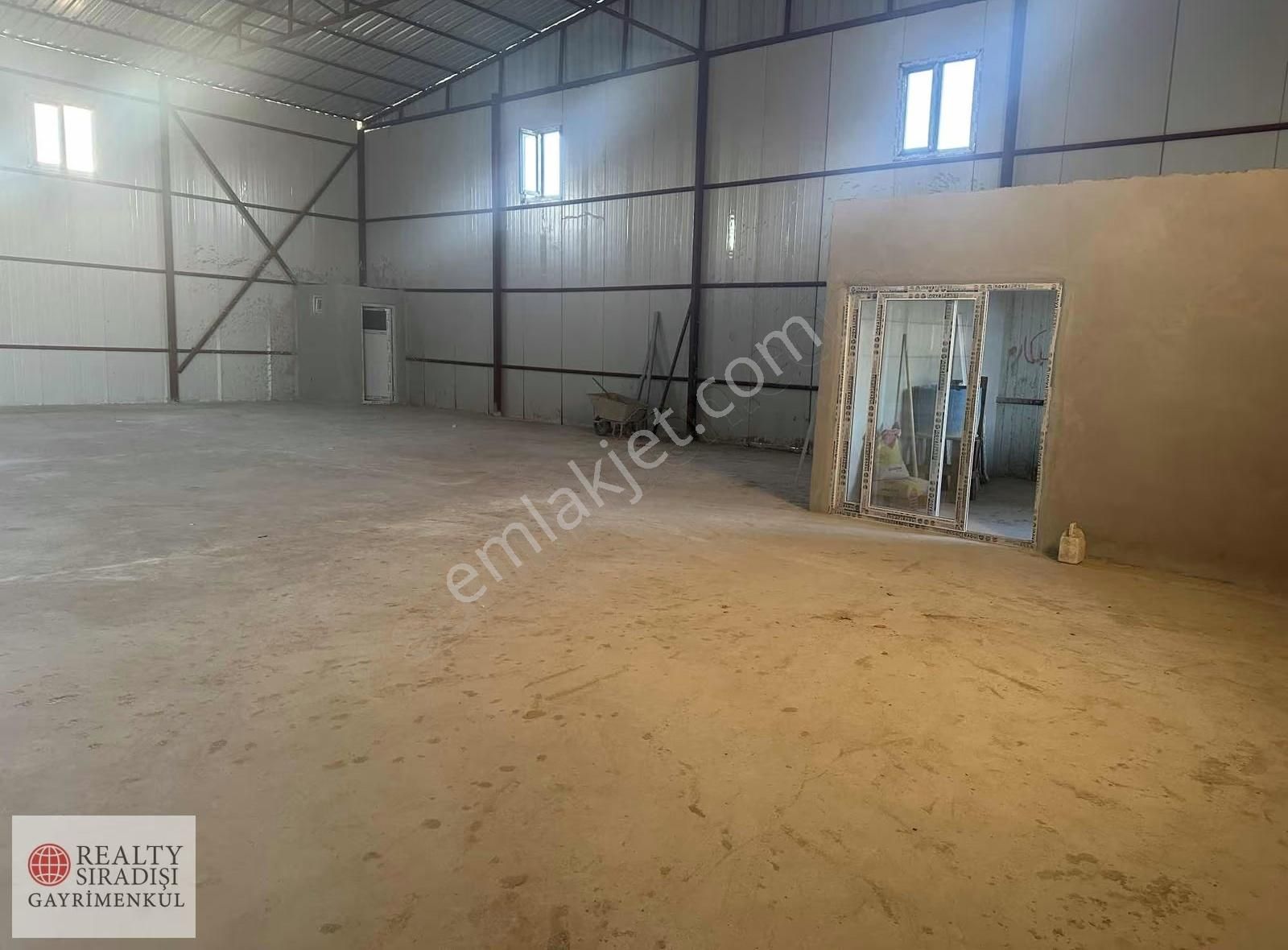 Hacıaliler Menderes Mah'de 4.000 M2 Kiralık Depo - Görsel 6