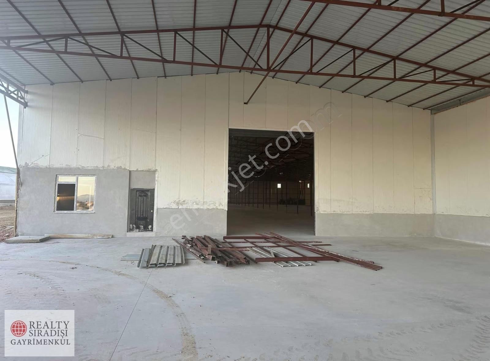 Hacıaliler Menderes Mah'de 4.000 M2 Kiralık Depo - Görsel 4