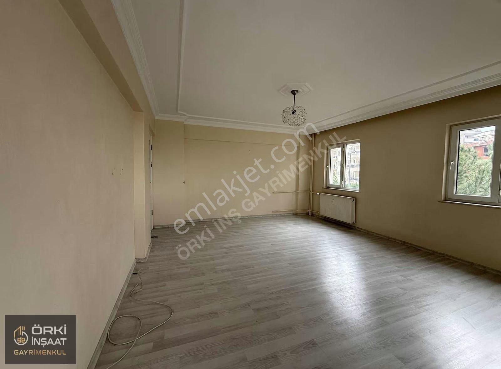 Servergazi De 3+1 Geniş Kiralık Daire - Görsel 12