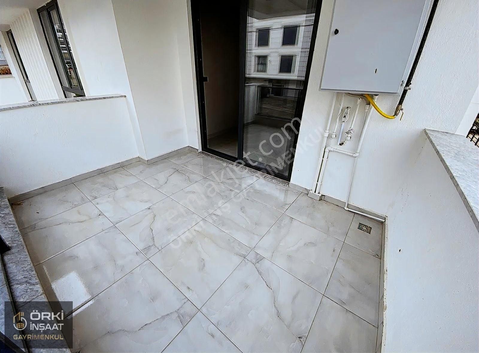 Şemikler'de Kiralık 3+1 Lüks Daire - Görsel 10