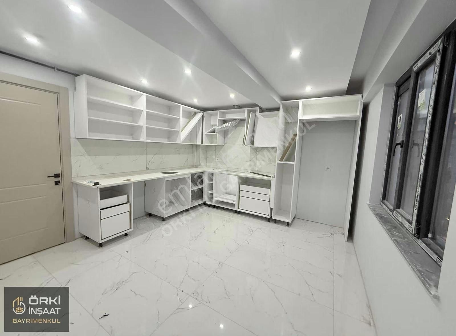 Deliktaş Mahallesinde Sıfır Geniş Arakat Daire - Görsel 7