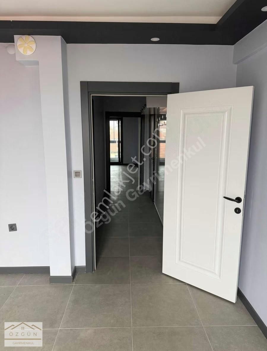 Yeşiltepede Kiralık 1+1 Daire Özgün Gayrimenkulden - Görsel 12