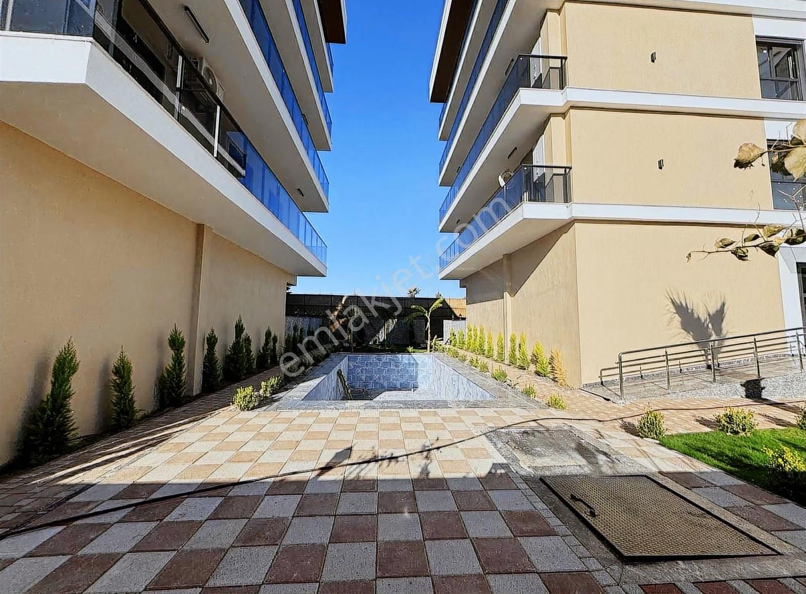 Fb Gayrimenkul'den Güzelbahçe'de Havuzlu 3+1 Daire - Görsel 27