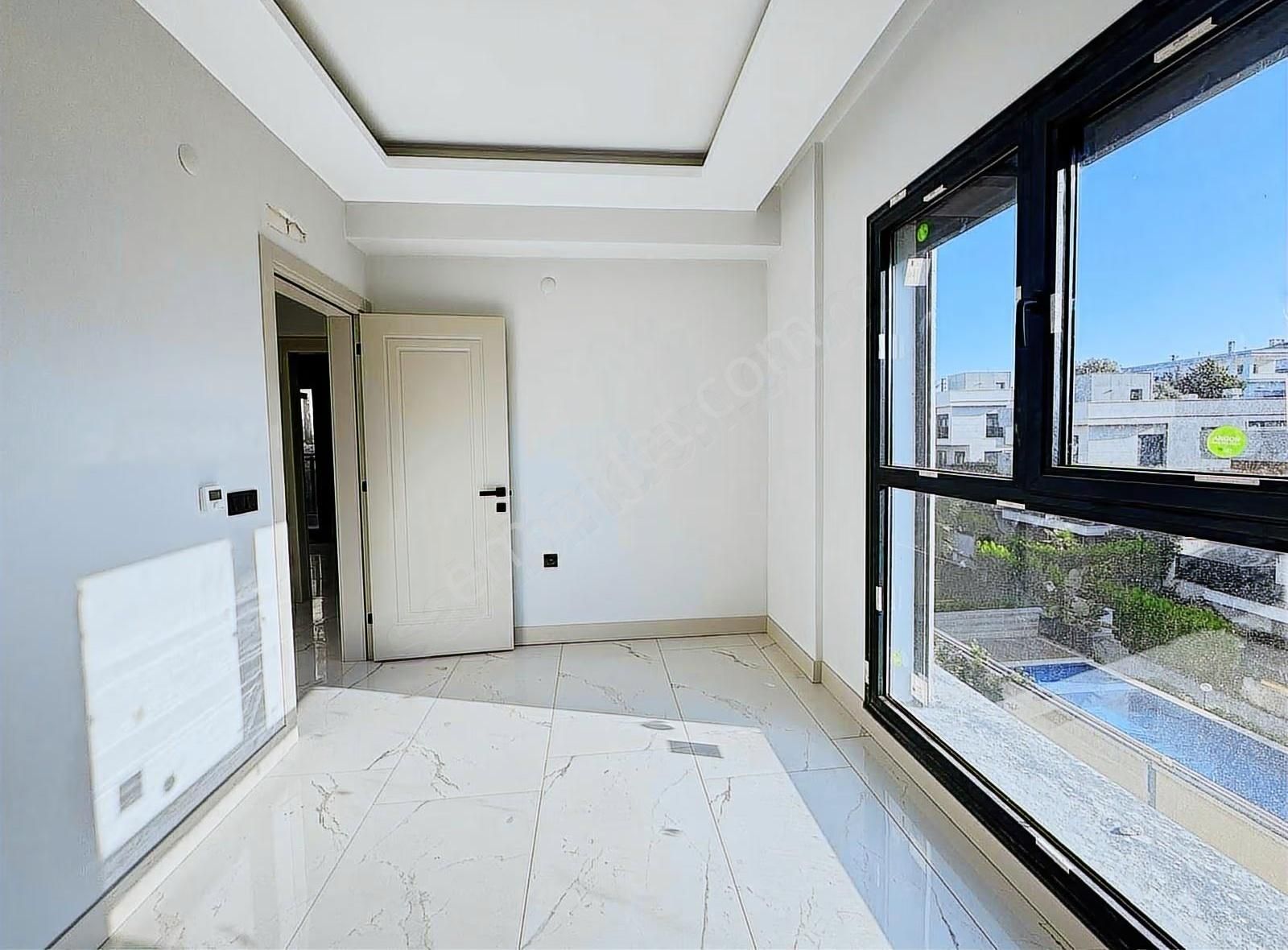 Fb Gayrimenkul'den Güzelbahçe'de Havuzlu 3+1 Daire - Görsel 25