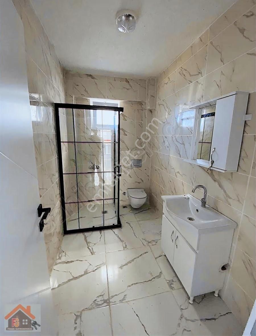 Altınova Merkez Hürriyet Mah. Satılık 2+1 Arakat Lüks Daire - Görsel 14