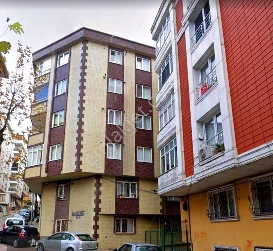 Serkan Gayrimenkulden Bahçelievler Kocasinanda 2006 Yapımlı - Görsel 11