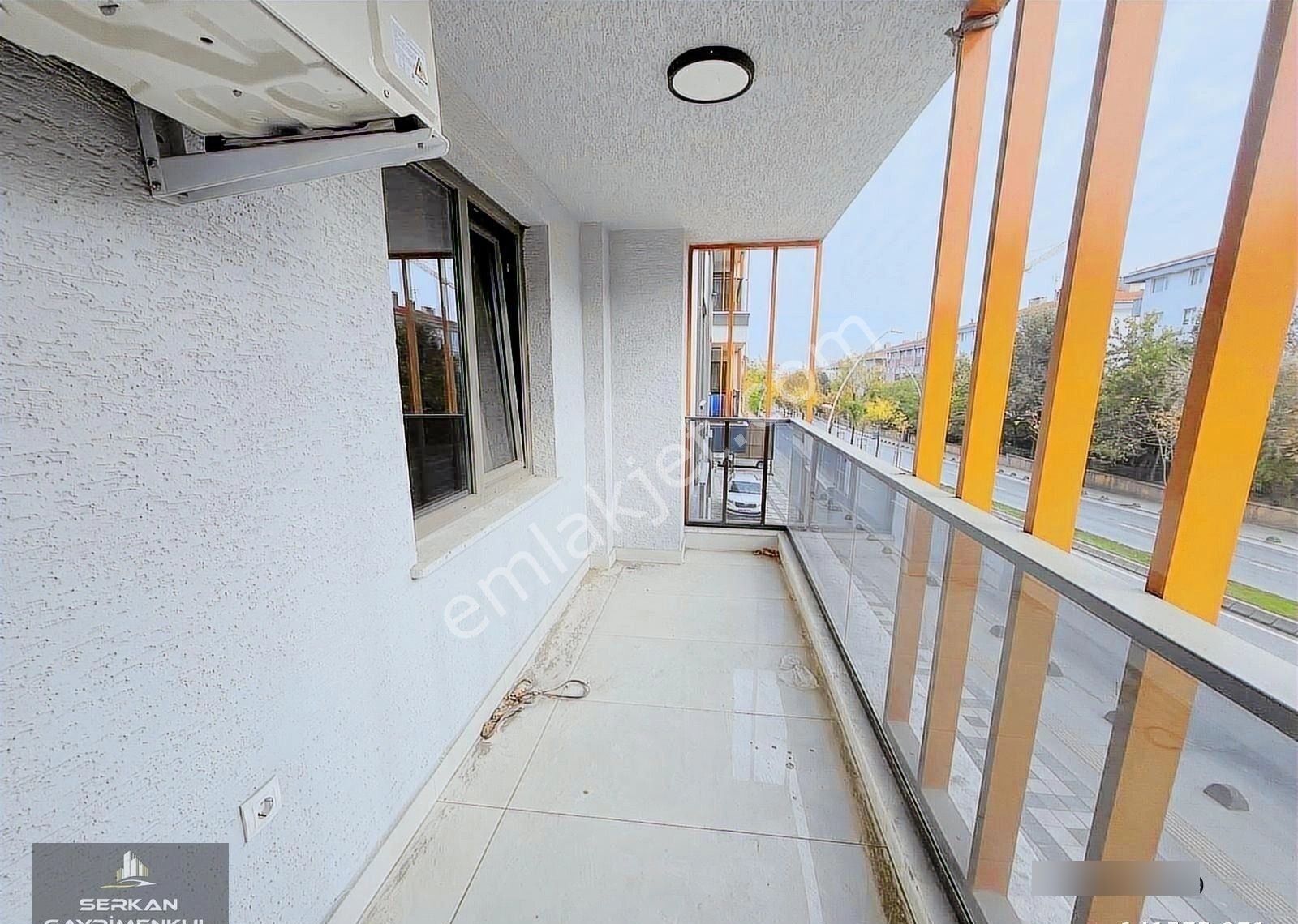 Serkan Gayimenkulden Bahçelievler Yenibosna Site 3+1 Teraslı - Görsel 7