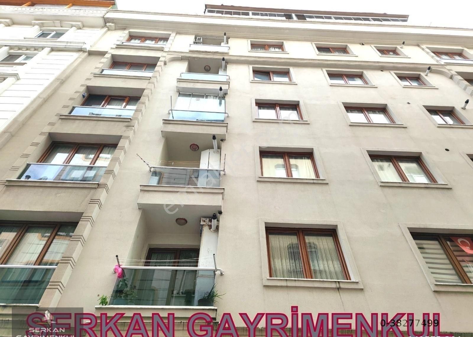 Serkan Gayrimenkulden Bahçelievler Şirinevlerde 5+1 Dubleks