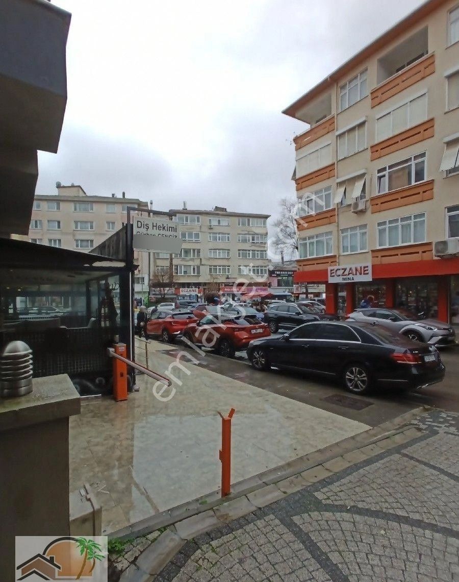 Küçükyalı Minubus/marmaray Yakın 2+1 Kombili Kat 1 Asansörlü(kiracılı) - Görsel 10