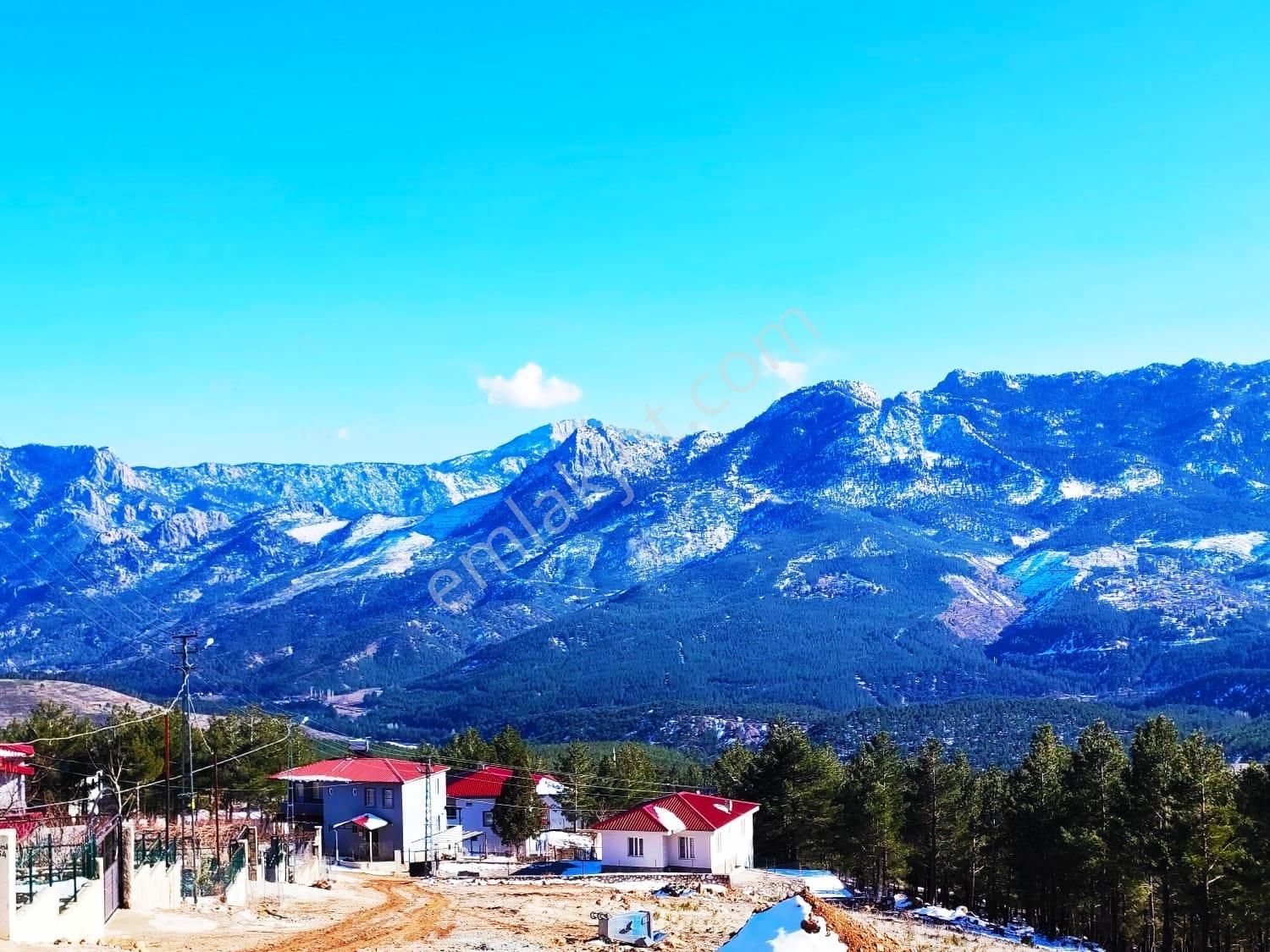 Kar Emlaktan Yenikonacık Efes Sitesi Üzerinde 400m2 Satılık Arsa - Görsel 3