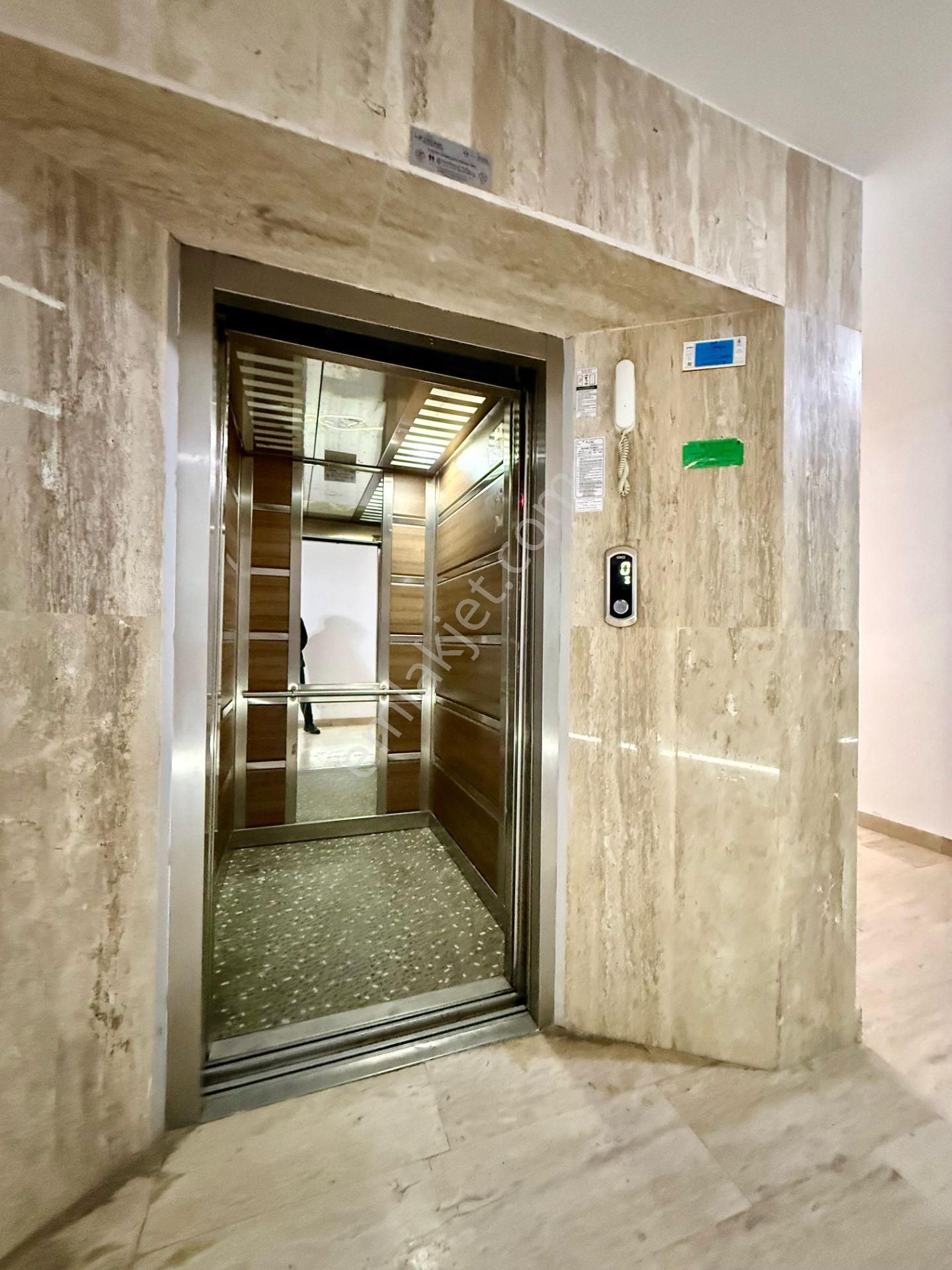 Pursaklar Mehmet Zengin Emlak'tan Sarayda Asansörlü Yapılı Yüksek Giriş 3+1 Daire - Görsel 33