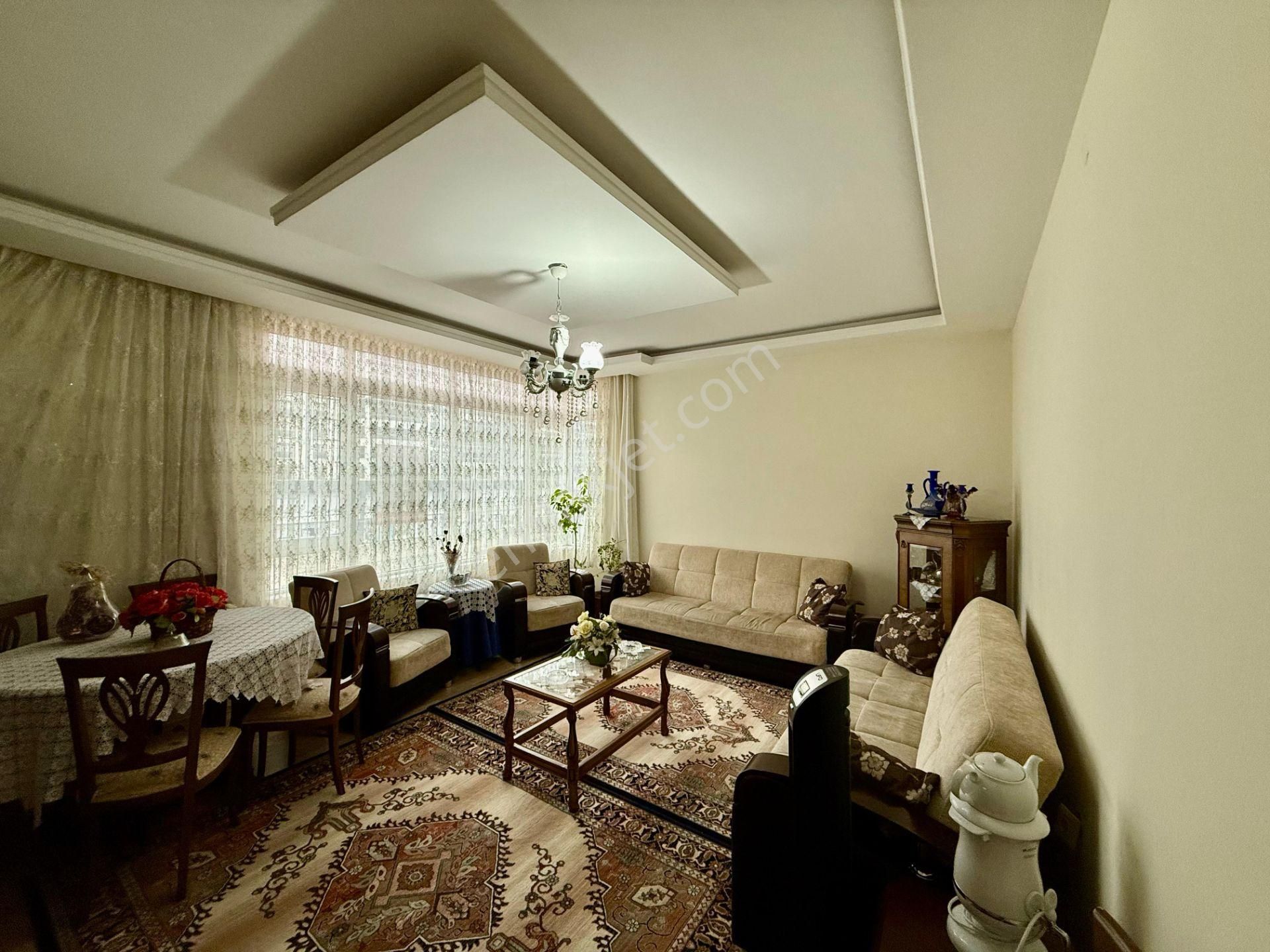 Pursaklar Mehmet Zengin Emlak'tan Sarayda Asansörlü Yapılı Yüksek Giriş 3+1 Daire - Görsel 8