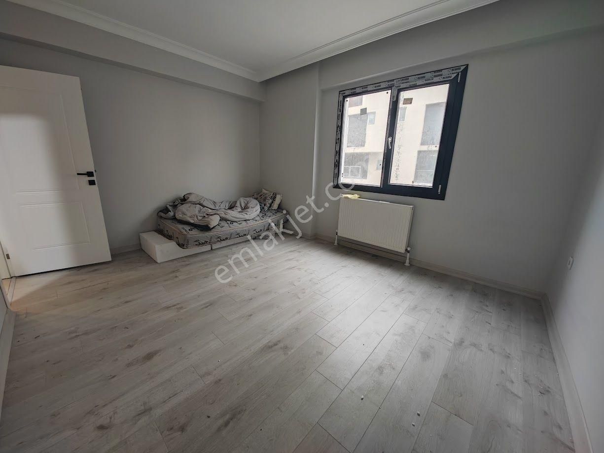 Yıldız Dan Kocasinan Da Sıfır Otoparklı Butik Sitede 3+1 Ara Kat Daire - Görsel 11