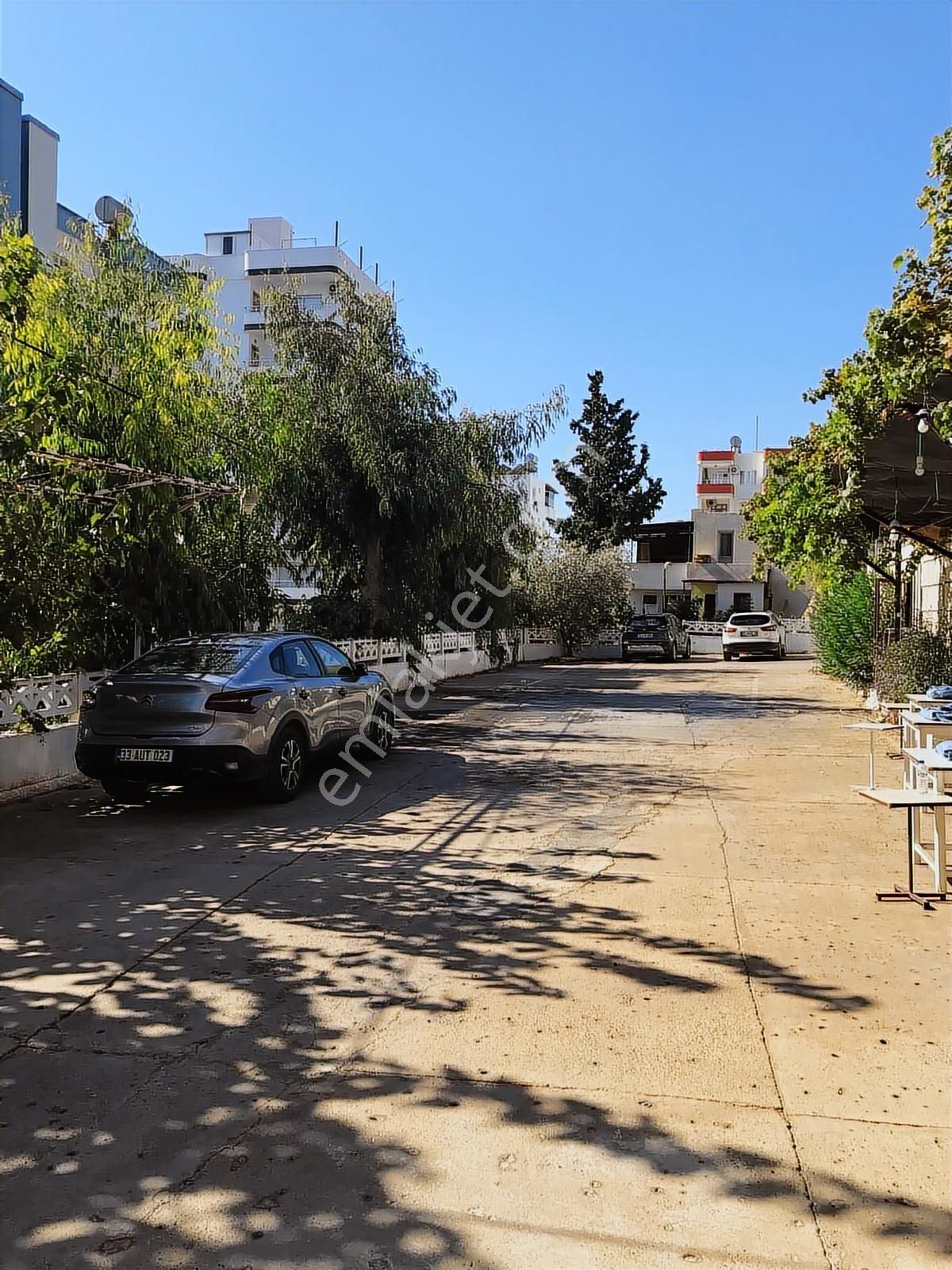 Satılık 2+1 Tatil Sitesi Dairesi Havuzlu, Bakımlı Bahçeli - Görsel 31