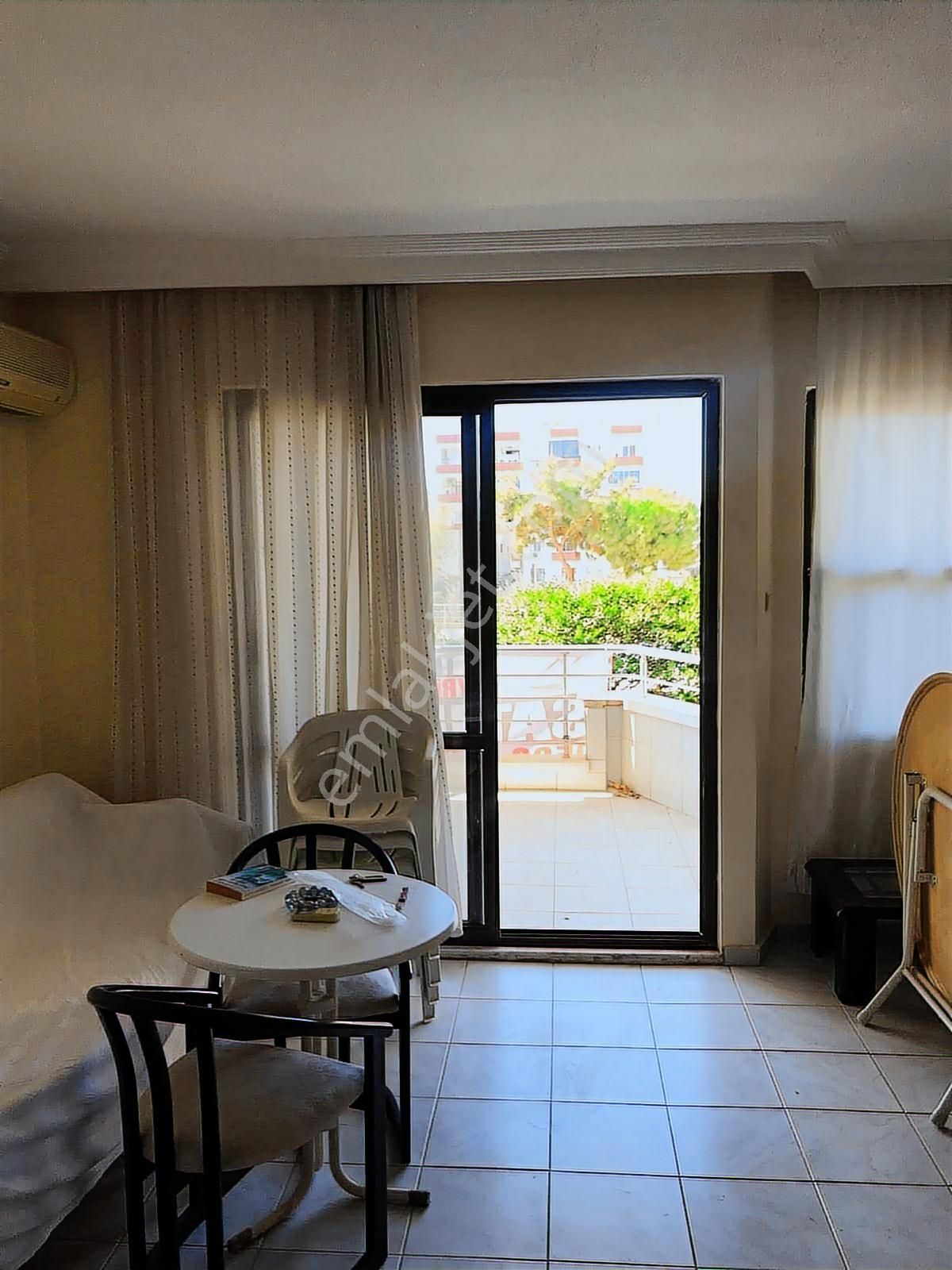 Satılık 2+1 Tatil Sitesi Dairesi Havuzlu, Bakımlı Bahçeli - Görsel 24
