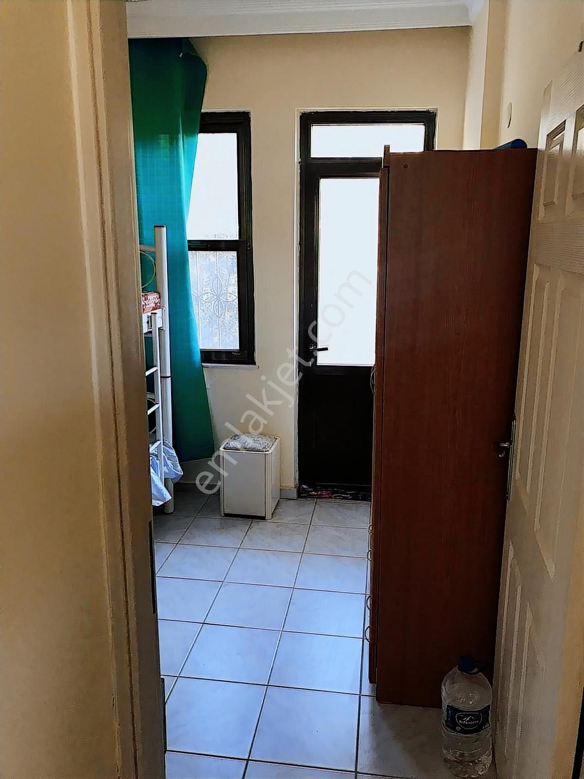 Satılık 2+1 Tatil Sitesi Dairesi Havuzlu, Bakımlı Bahçeli - Görsel 16