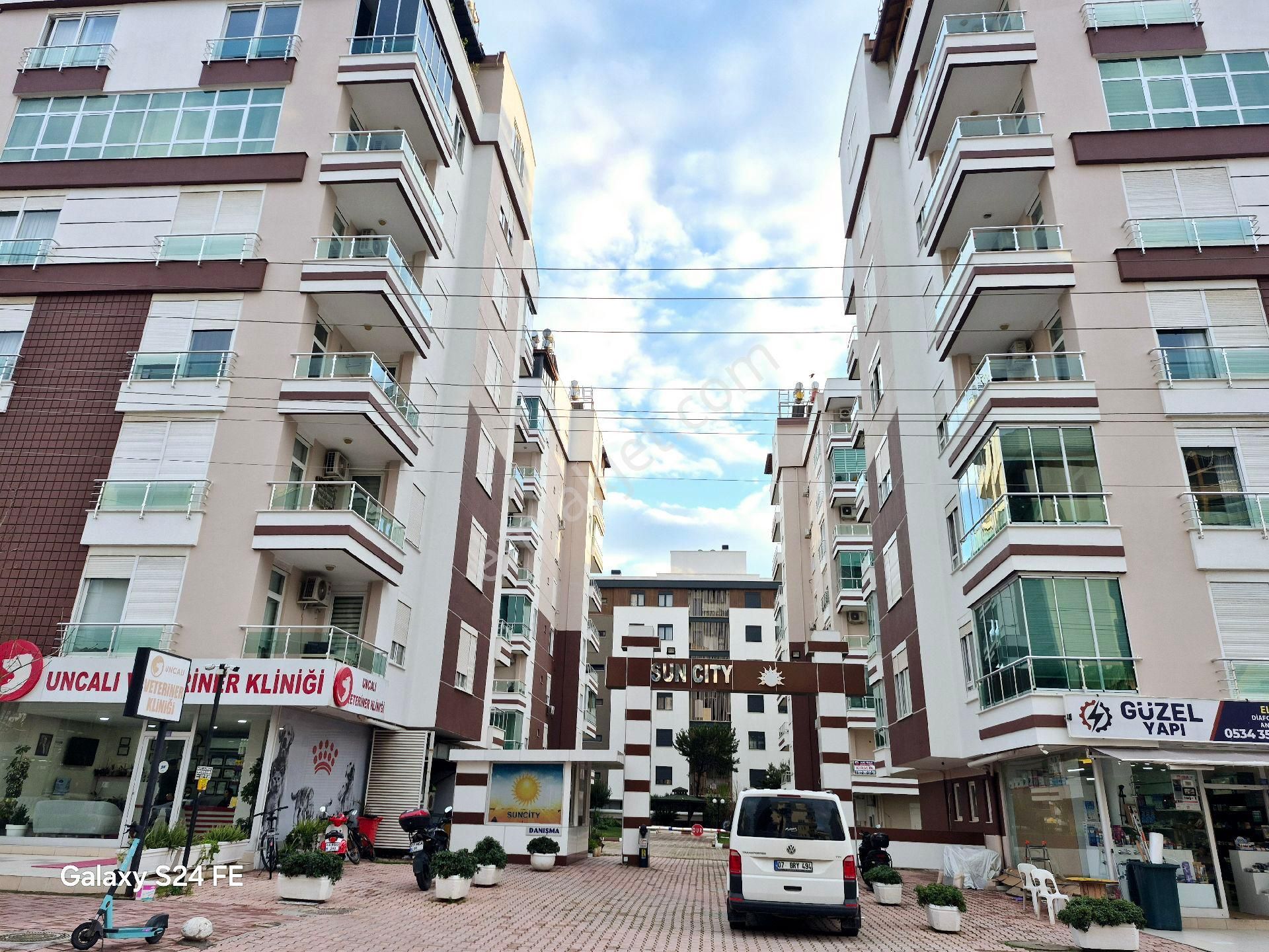 Sun City Residance 3+1 Arakat 7/24 Güvenlik Havuz Kapalı Otopark