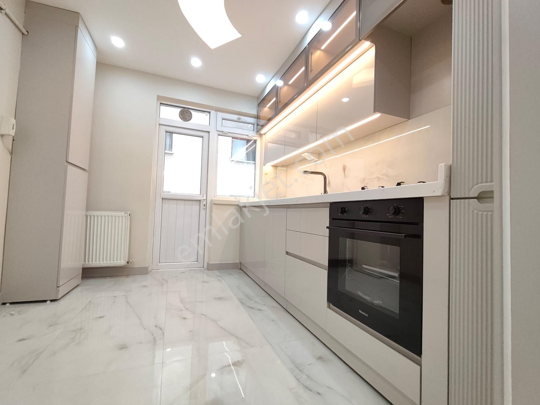 Yılmaz Gayrimenkulden Ultra Lüks Ful Şahane Yapı Kacırılmayacak 3+1 Fırsat Dairesi - Görsel 12