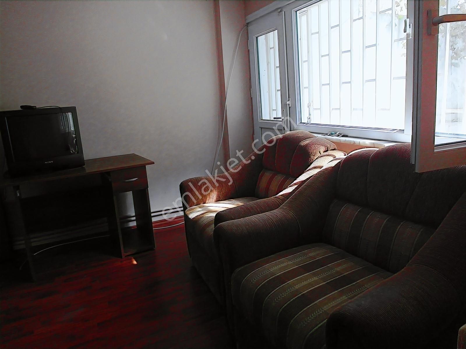 Kocamustafapaşa 50mk 1+1 Kombili Müstakil Bahçeli 18.500tl - Görsel 16
