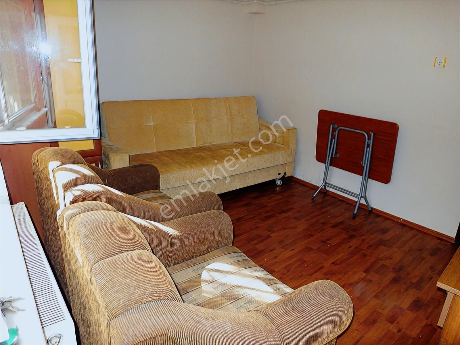 Kocamustafapaşa 50mk 1+1 Kombili Müstakil Bahçeli 18.500tl - Görsel 25