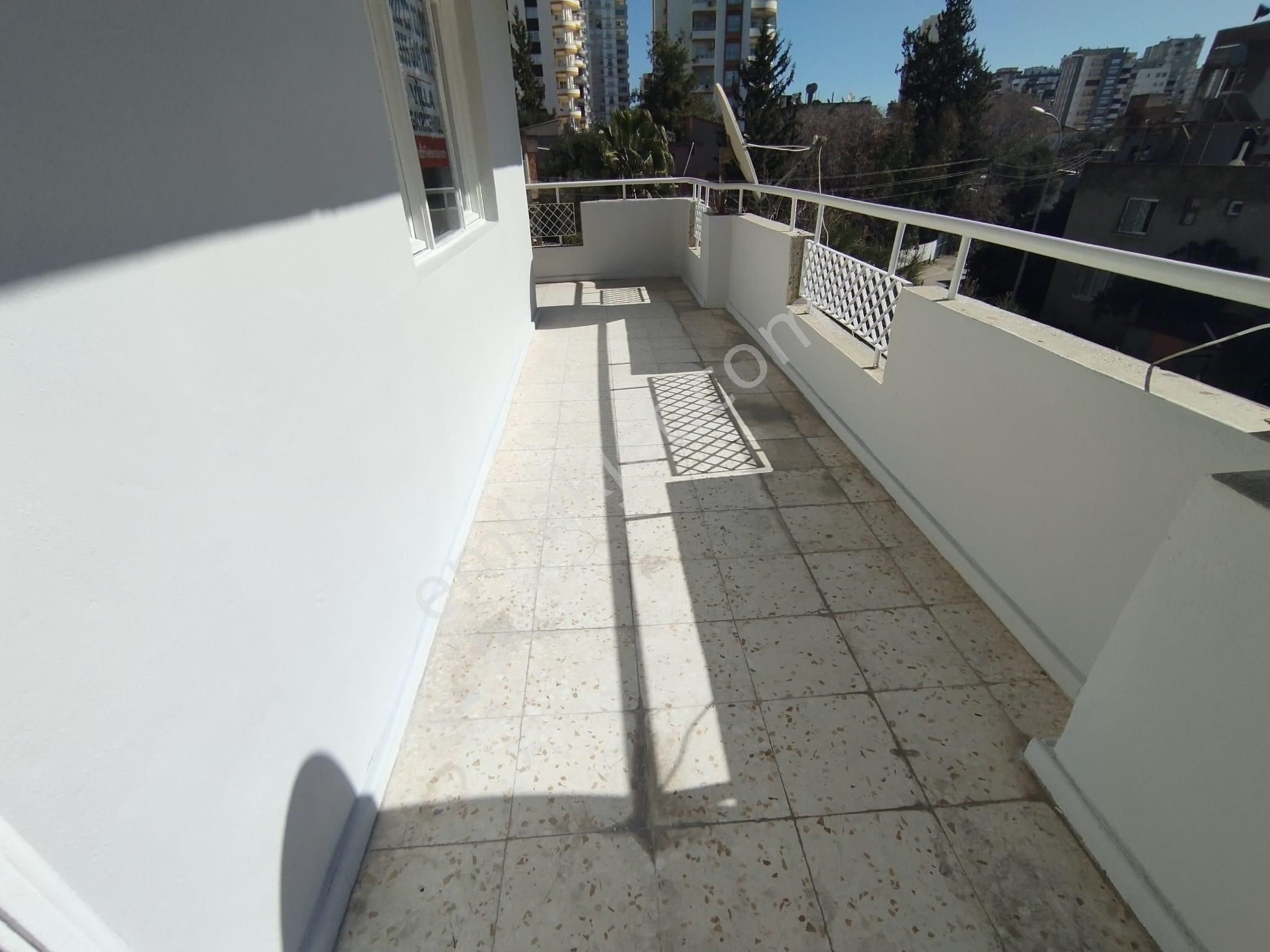 Pınarda Mavi Bulvara Yakın 3+1 Kapalı Mutfaklı Güney Doğu Kuzey Cepheli Kiralık Daire - Görsel 7