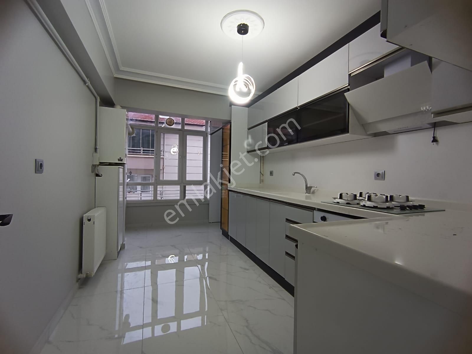 Sincan Tandoğan Mahallesinde 3+1 Satılık Geniş Daire - Görsel 10