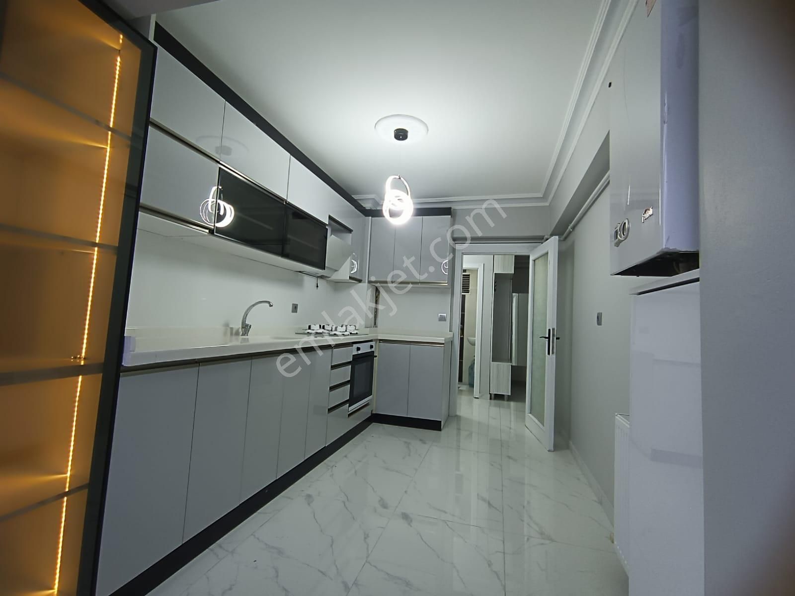 Sincan Tandoğan Mahallesinde 3+1 Satılık Geniş Daire - Görsel 2