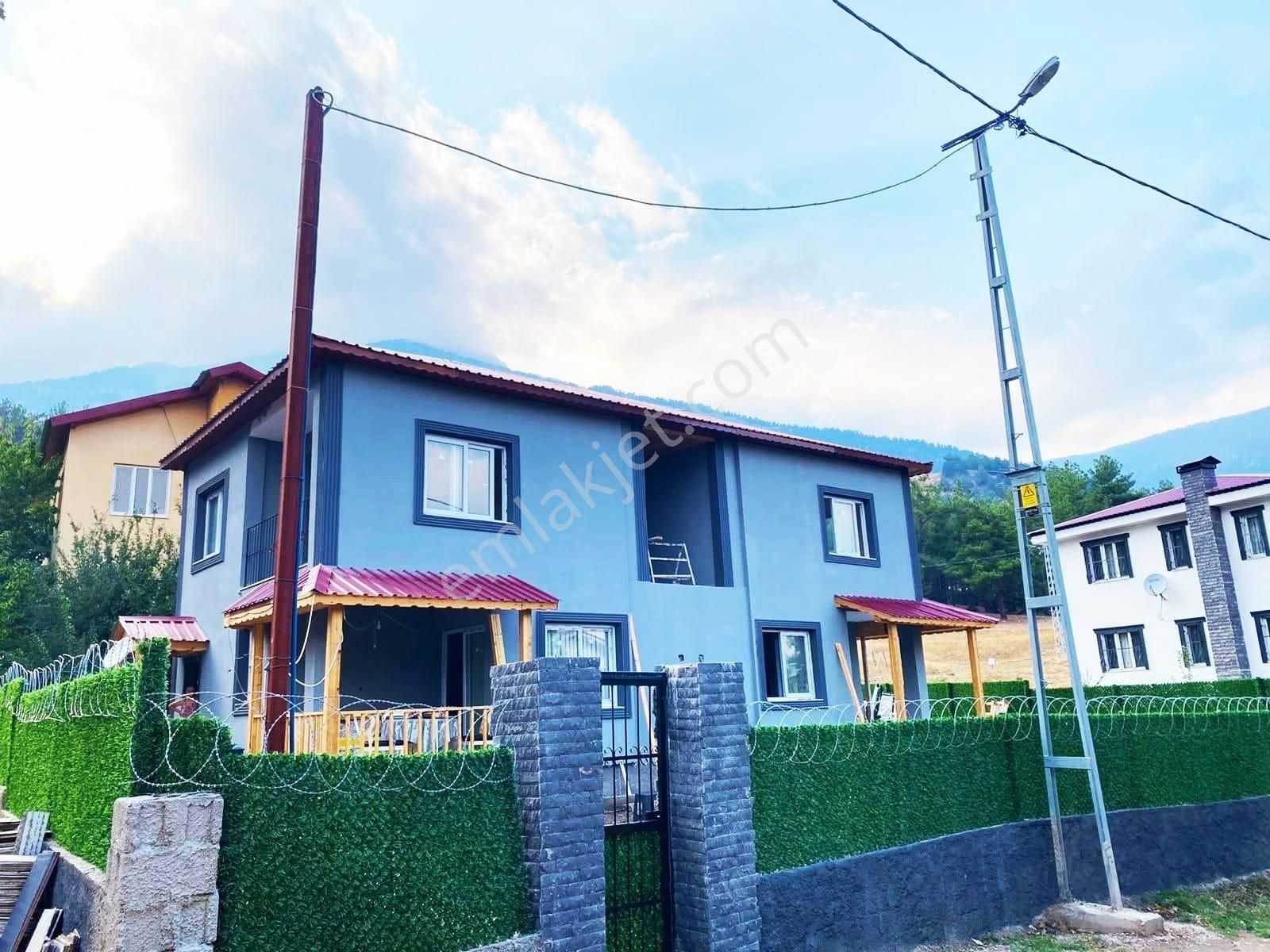Kar Emlaktan Yenikonacık Kırıntı Mevkiinde Bitişik Nizam 2+1 Satılık Dubleks Villa - Görsel 23