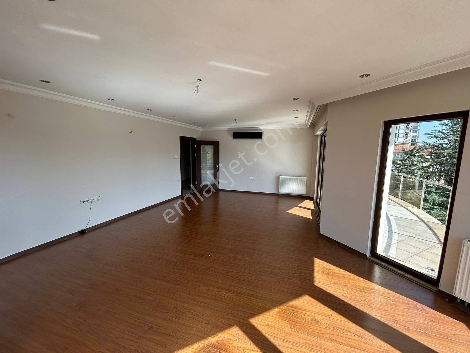 Barış Mah. Acıbadem Hast. Yakını 4+1 Kiralık Daire - Görsel 12
