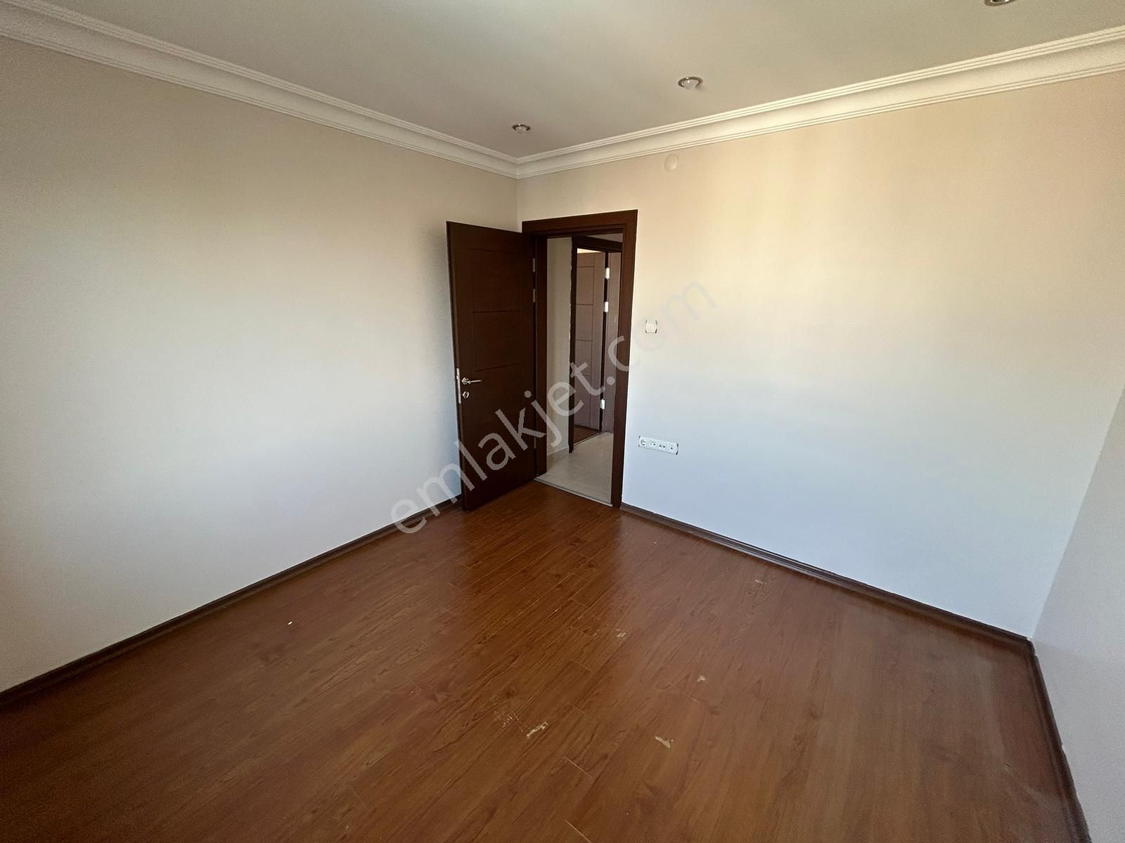 Barış Mah. Acıbadem Hast. Yakını 4+1 Kiralık Daire - Görsel 8