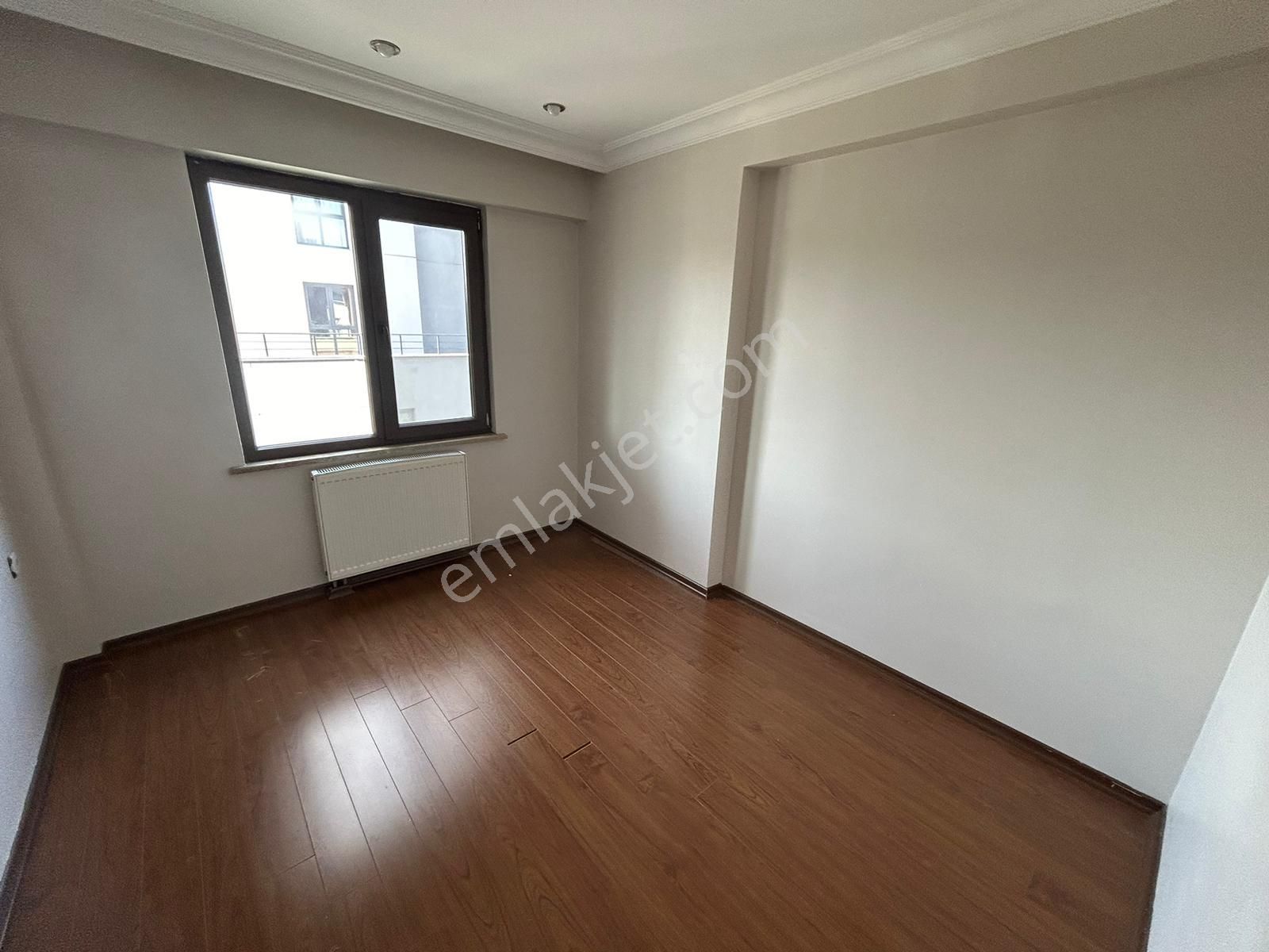 Barış Mah. Acıbadem Hast. Yakını 4+1 Kiralık Daire - Görsel 9