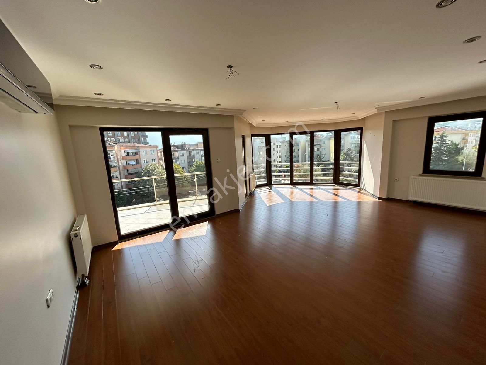Barış Mah. Acıbadem Hast. Yakını 4+1 Kiralık Daire - Görsel 4