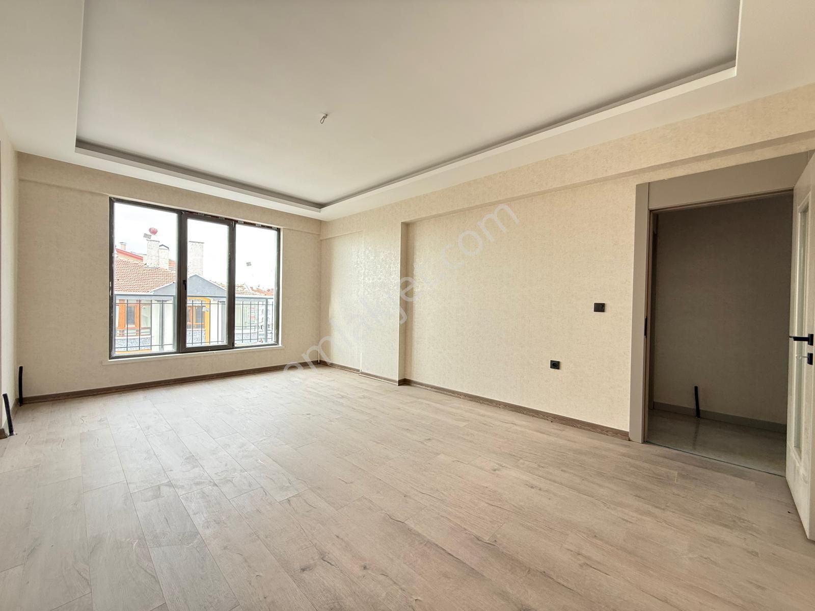 Kariyer'den Yayla'da Ultra Lüks Yapılı Asansörlü 3+1 İskanlı Daire - Görsel 9