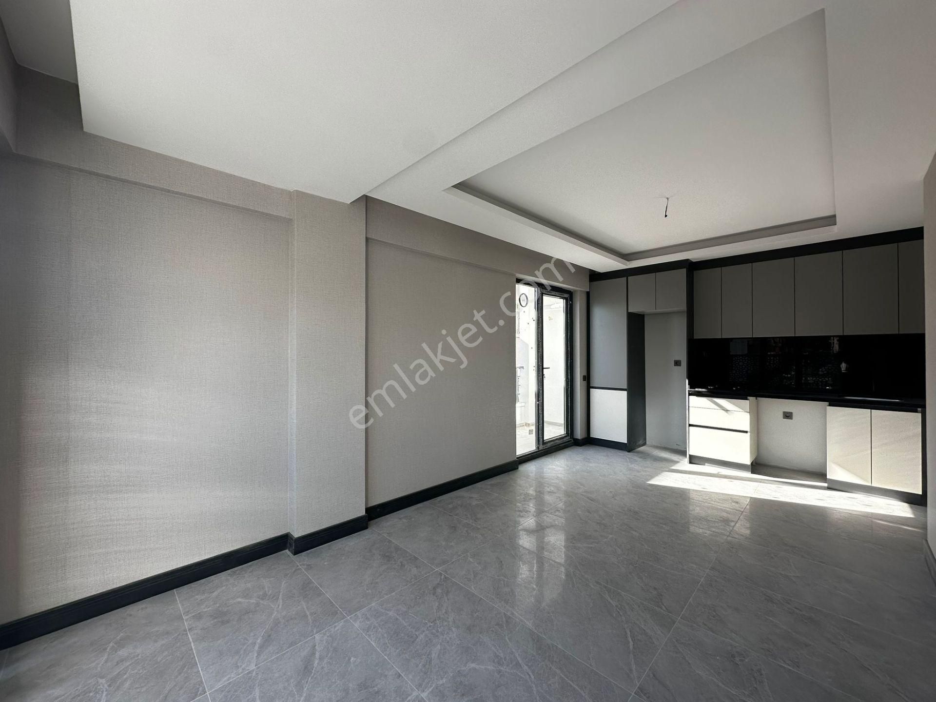 Kariyer'den İncirli'de Tek! Merkezi Konumda Her Katta 1+1 2+1 Lüx Alttan Isıtmalı Daireler - Görsel 3