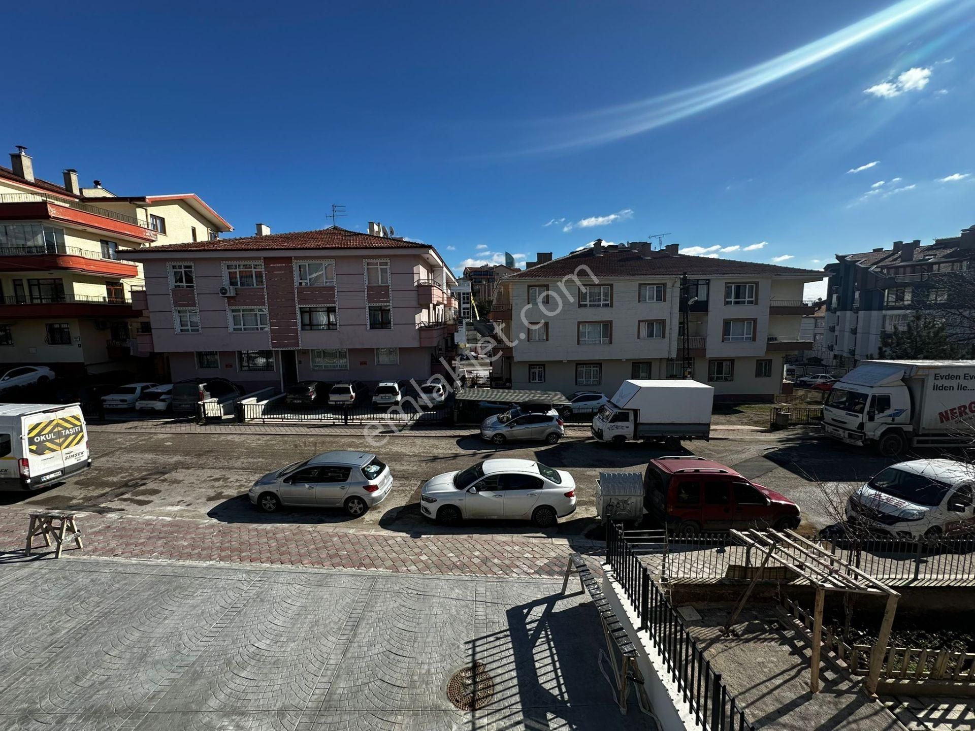 Kariyer'den İncirli'de Tek! Merkezi Konumda Her Katta 1+1 2+1 Lüx Alttan Isıtmalı Daireler - Görsel 27