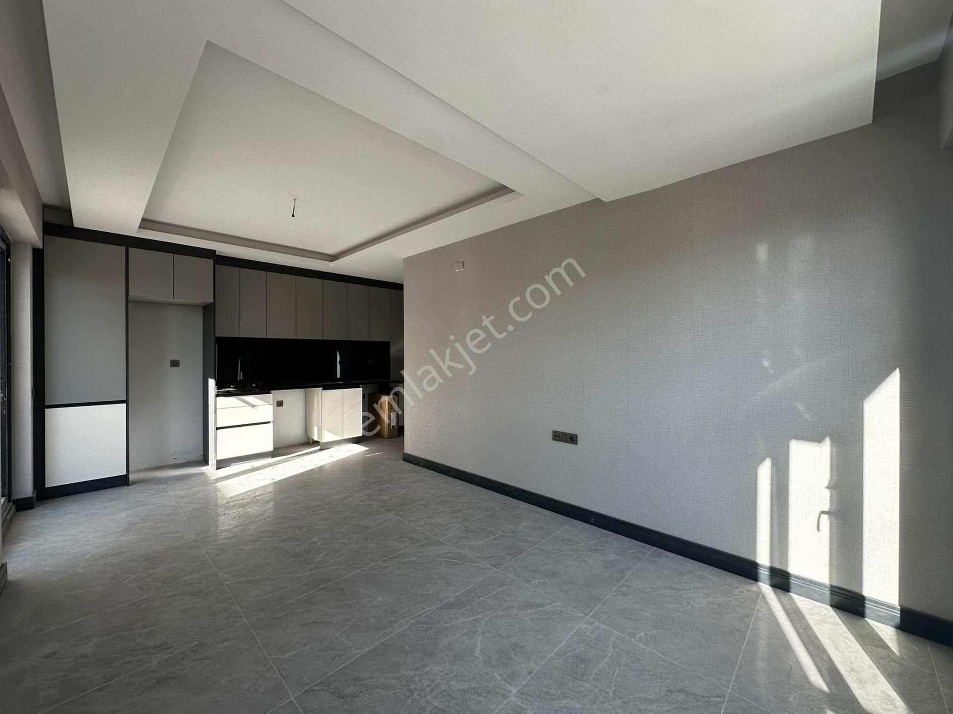 Kariyer'den İncirli'de Tek! Merkezi Konumda Her Katta 1+1 2+1 Lüx Alttan Isıtmalı Daireler - Görsel 2