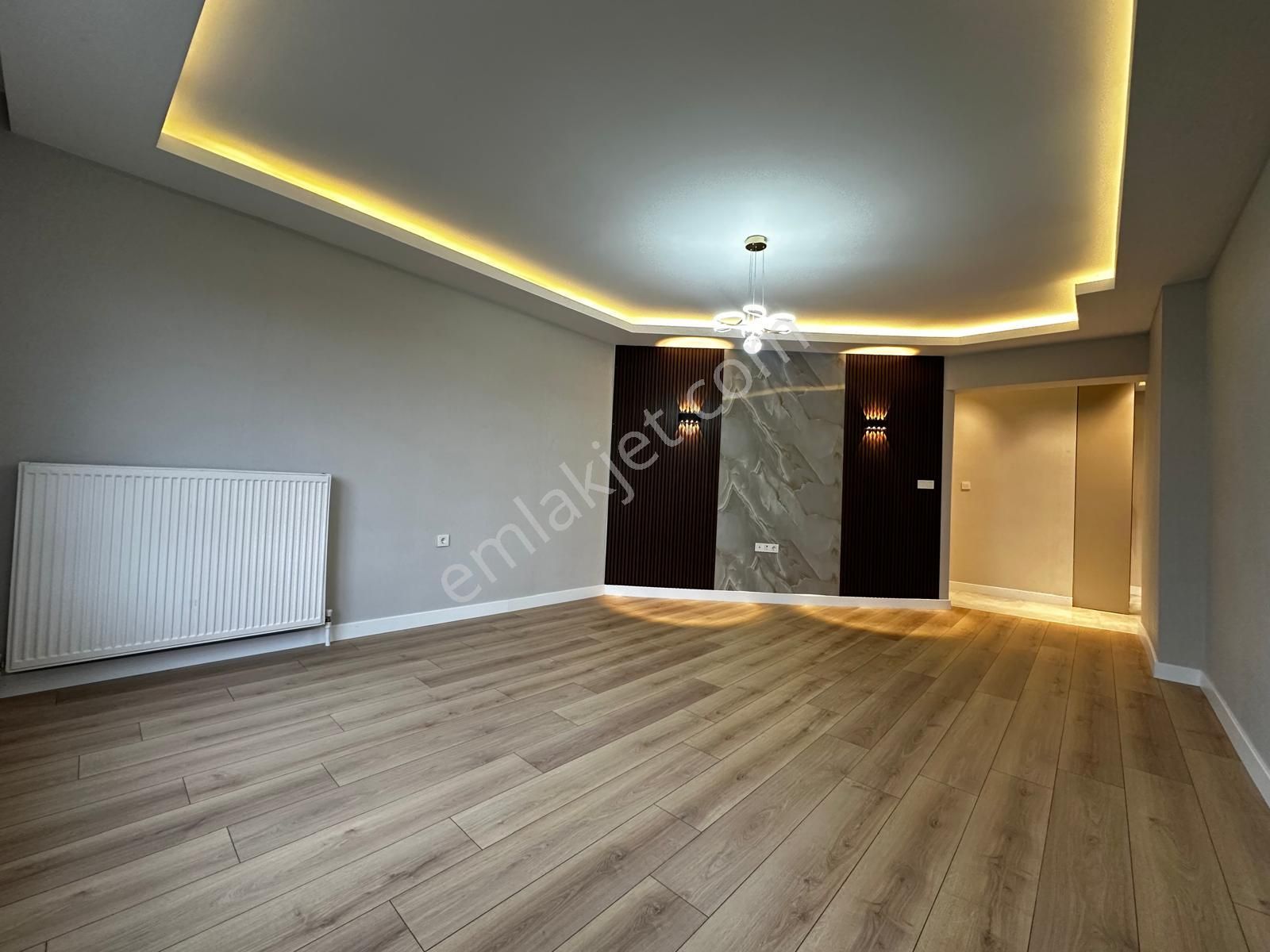 Kariyer'den Aşağı Eğlence'de 3+1 Ultra Lüx Güney Cephe Katta Geniş Daire - Görsel 3