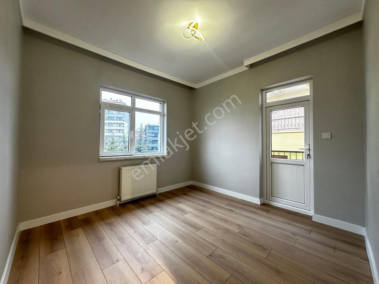 Kariyer'den Aşağı Eğlence'de 3+1 Ultra Lüx Güney Cephe Katta Geniş Daire - Görsel 14