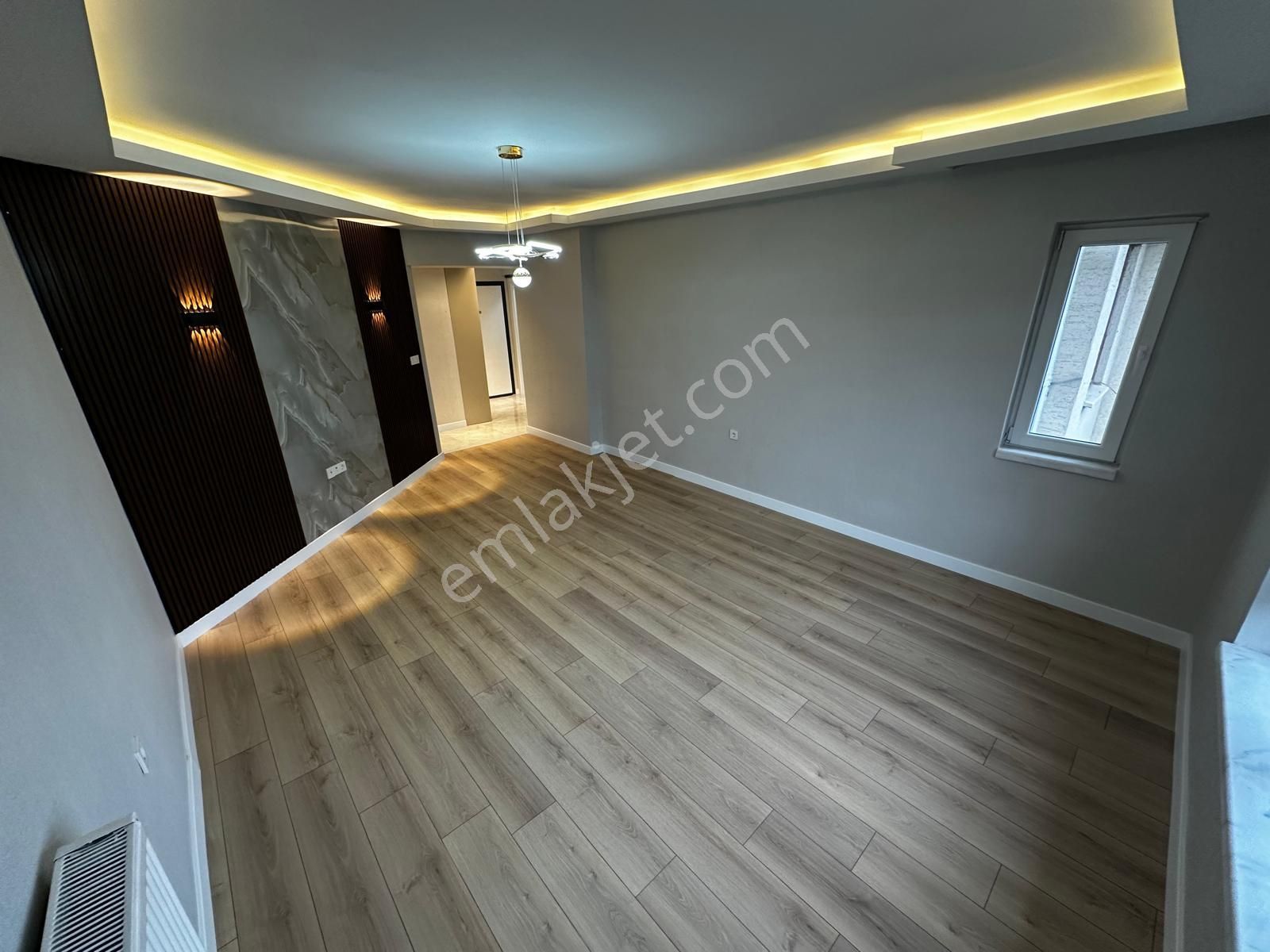 Kariyer'den Aşağı Eğlence'de 3+1 Ultra Lüx Güney Cephe Katta Geniş Daire - Görsel 5