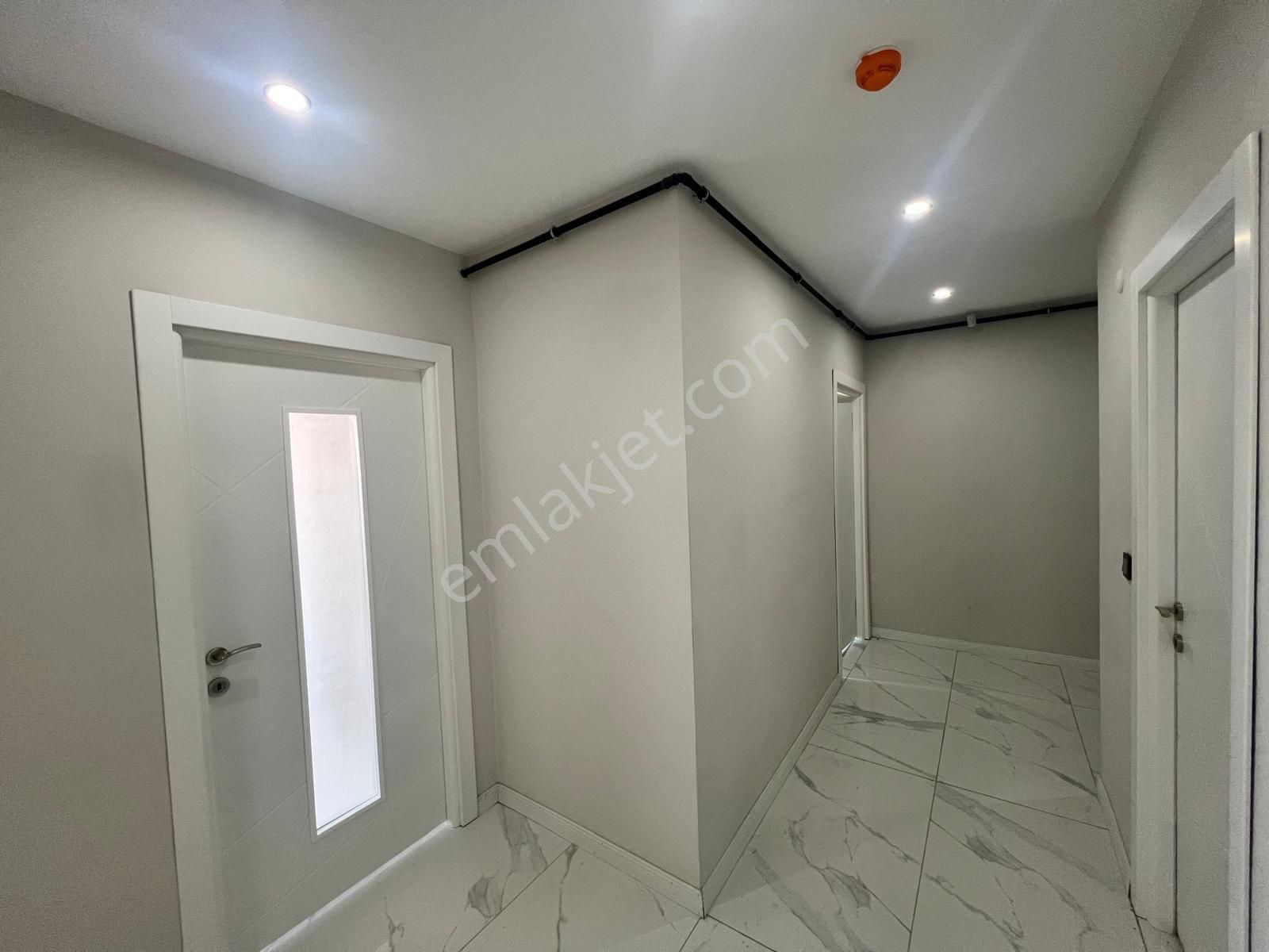 Büyükçekmece'de Ara Kat, Lüks Donanımlı 2+1 Daire - Görsel 8