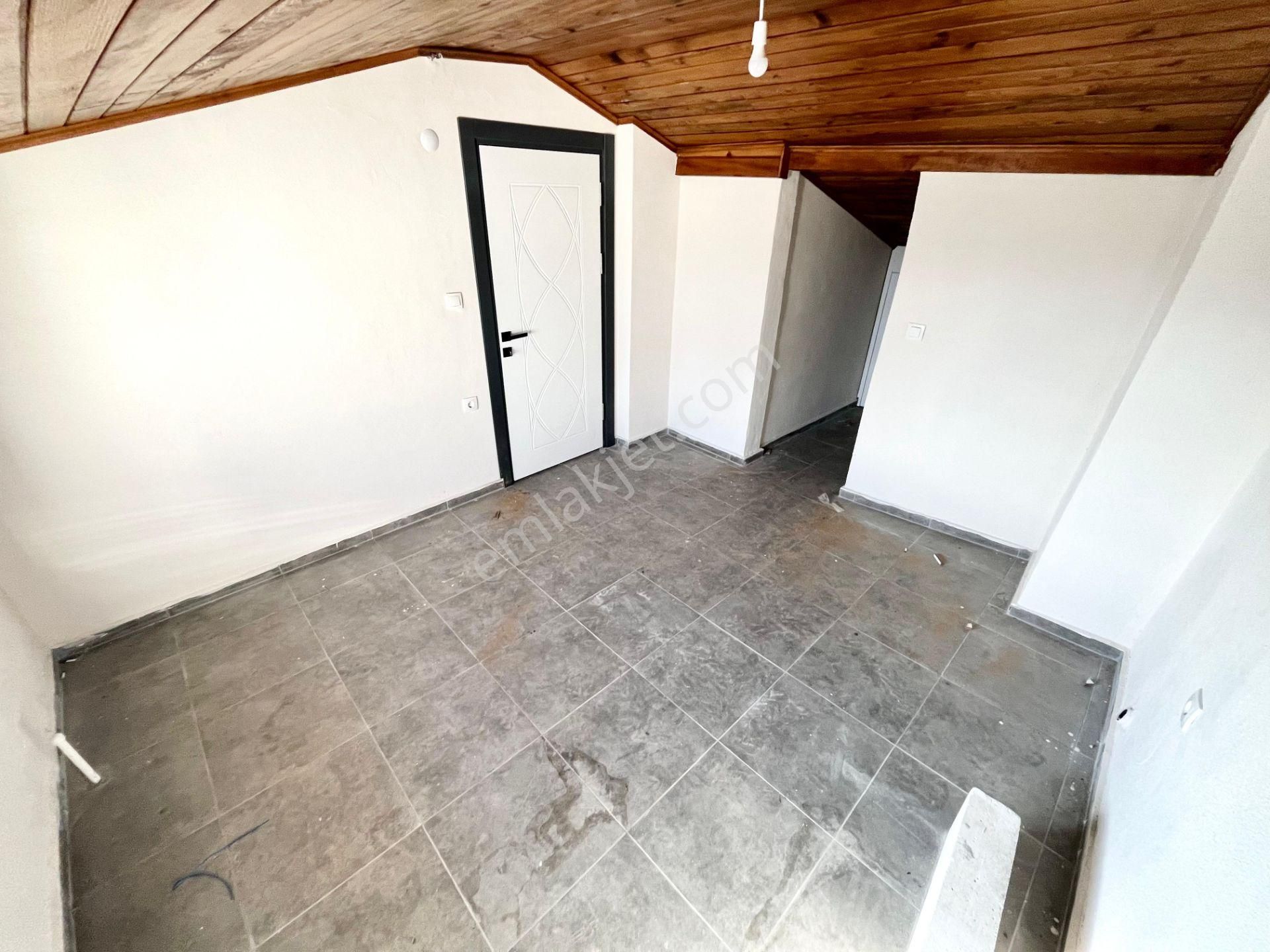 Yüksel'den Güre'de Deniz Ve Dağ Manzaralı Uygun Fiyata Satılık 4+1 Villa - Görsel 6