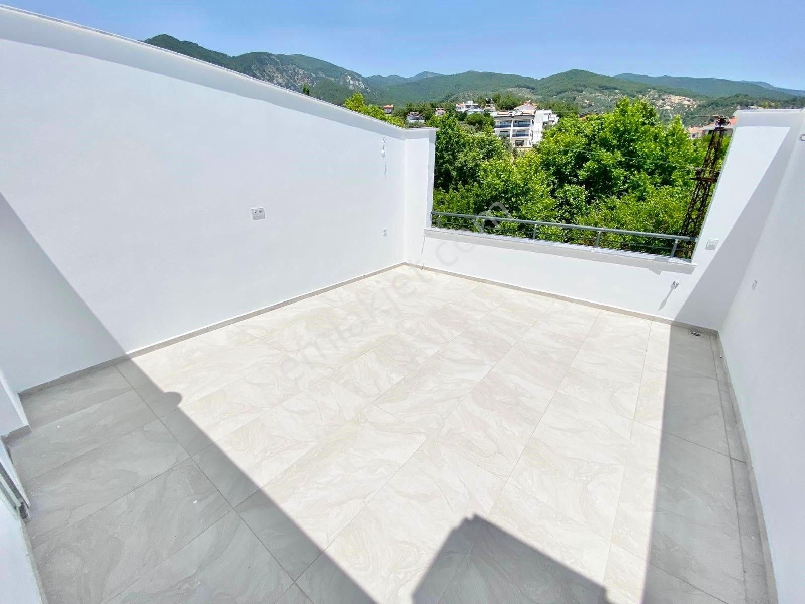 Yüksel'den Güre'de Eşsiz Çay Manzarası İle Ultra Lüks Satılık Geniş Villa - Görsel 34