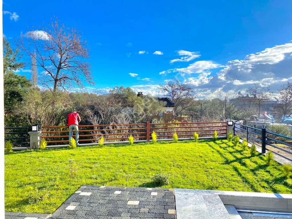 Yüksel'den Güre'de Huzurdolu Bir Yaşam Sizi Bekliyor 6+1 Ultra Lüx Satılık Villa - Görsel 29